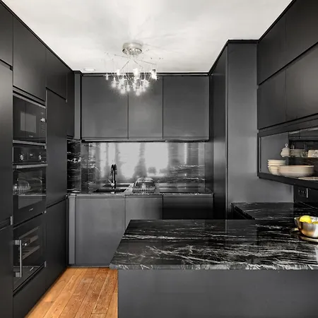 Champs-elysees & Arc De Triomphe - 2br - Vacation Daire Paris