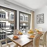 Champs-elysees & Arc De Triomphe - 2br 2ba - Vacation *